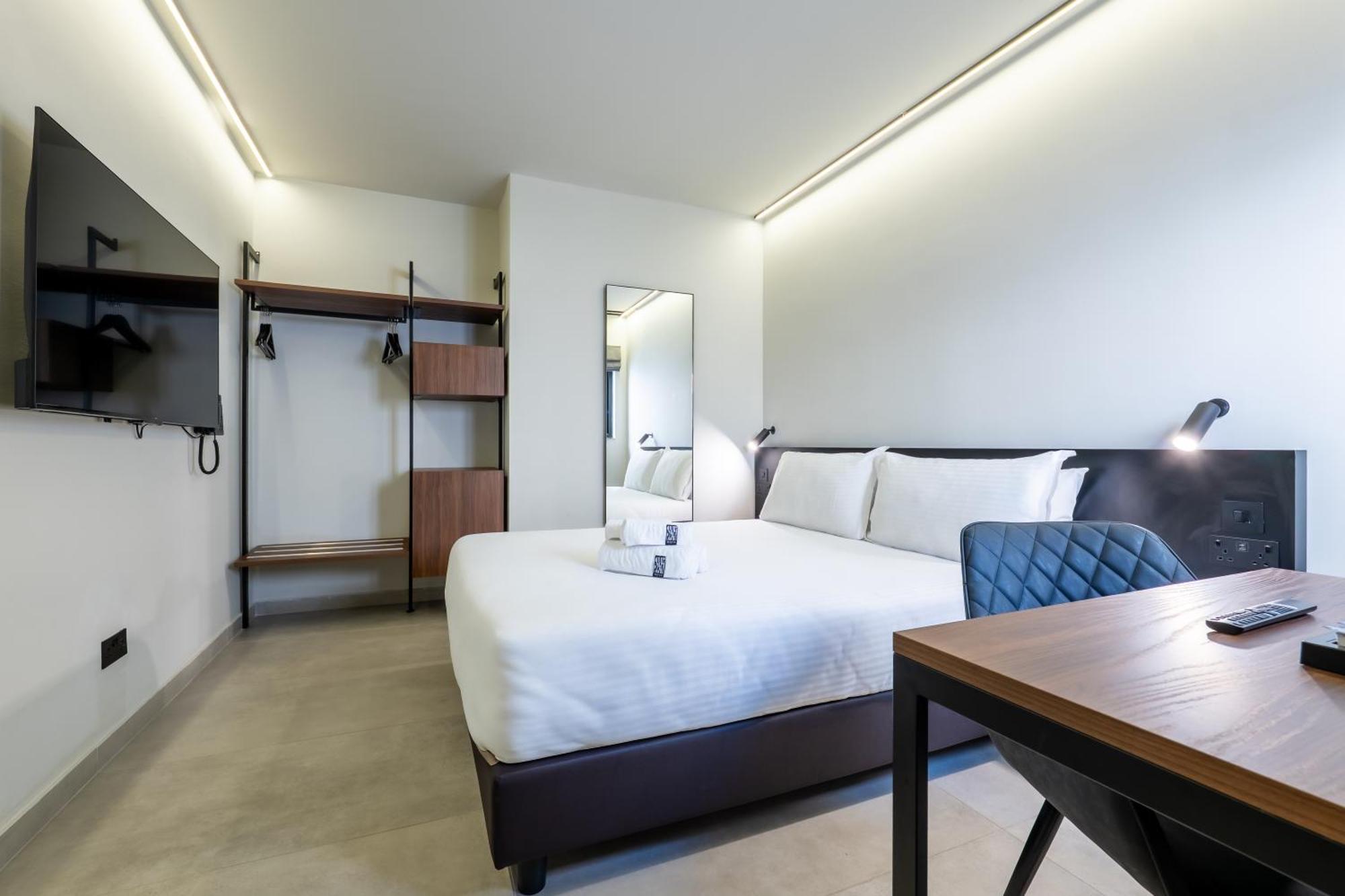 Onyx Hotel Saint Julian's ภายนอก รูปภาพ